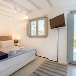 Bed & Breakfast The Summit Of Mykonos 4*