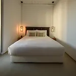 The Summit Of Mykonos Bed & Breakfast 4*