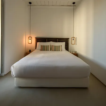 The Summit Of Mykonos Bed & Breakfast 4*