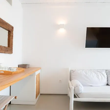 The Summit Of Mykonos Bed & Breakfast 4*